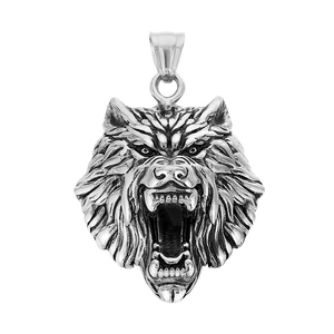 Detailed silver 3D wolf head pendant in stainless steel for men’s hip hop rock style