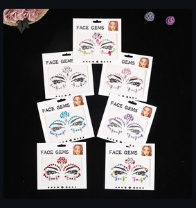 Lot de strass autocollants pour le visage en plusieurs coloris avec emballage blanc