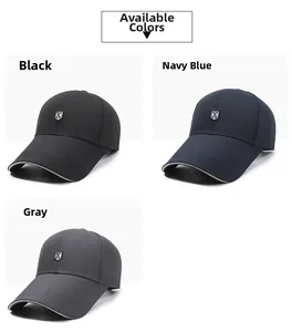 Détail des casquettes de baseball en maille respirante noires, bleu marine et grises avec X
