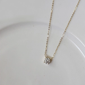 Minimalist 14K gold plated 925 silver necklace with sparkling one carat round solitaire diamond