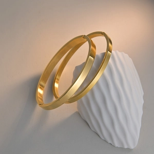Brazalete Liso Minimalista Acero Inoxidable Oro Plata Negro Arcoíris Pulido Cierre Joyería Chic