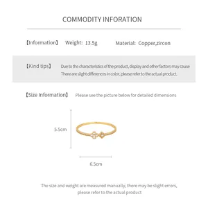 Size guide for clover zircon bracelet showing 13.5g weight and inner diameter dimensions