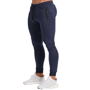 Herren-Jogginghose in Dunkelblau, schmal geschnitten mit Kordelzug und Reißverschlusstaschen