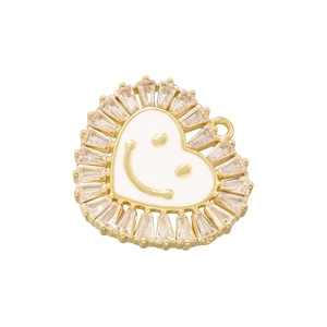Pendentif cœur doré avec visage souriant en émail blanc et bordure en zircons étincelants
