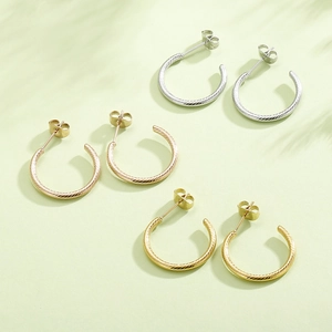 Minimalist Stainless Steel Twisted Hoop Earrings Geometric C Shaped Spiral Texture Electroplated Hypoallergenic Jewelry For Women Men