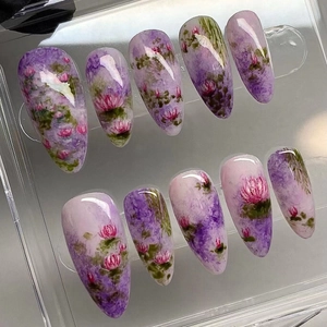 Faux Ongles Forme Amande Style Peinture À L'huile Impressionniste Fleurs Violettes Ongles Artificiels Peints À La Main Pour Femmes