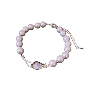 Elegant zircon shell snake and glass pearl bracelet with adjustable metal chain