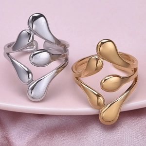 Minimalist 304 stainless steel liquid design rings in gold and silver finish