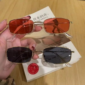 Retro Rectangular Sunglasses Vintage Metal Frame UV Protection Fashion Travel Eyewear For Men Women