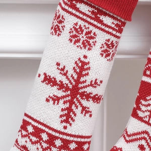 Grande calza di Natale in maglia da 46cm con motivi a fiocchi di neve e polsino a coste