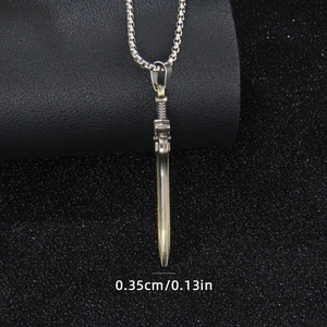 Collana con pendente a spada in argento antico da uomo con catena in acciaio inossidabile