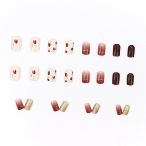 Kit de 24 faux ongles élégants tulipe rouge avec lignes dorées pour manucure chic