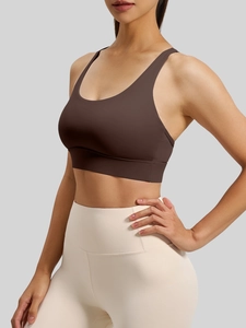 High-impact cross-back sports bra and yoga leggings set for professional fitness training