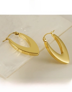 Boucles d'oreilles créoles en U en acier titane plaqué or 18K avec fini miroir