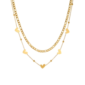 Double-layered gold stainless steel necklace with Figaro chain and heart charms