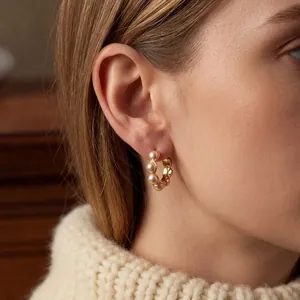 Créoles en plaqué or 18 carats avec perles incrustées de style vintage français femme