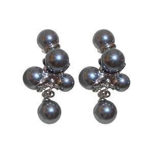 Vintage style cluster earrings with grey pearls and silver needle drop design
