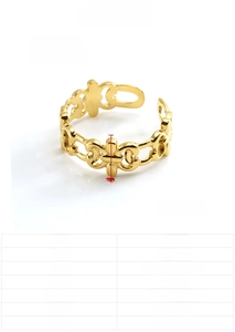 Detail view of 18K gold plated stainless steel hollow ring with product specifications