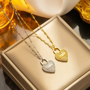 Luxury heart lock necklace with 520 engraving in gold and silver stainless steel