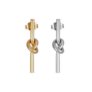 Boucles d'oreilles nœud minimalistes en finitions or et argent polies