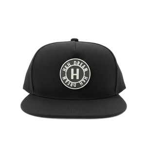 Classic black flat brim hip hop hat with H letter circular patch for men and women