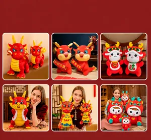 Collage che mostra vari stili di peluche mascotte per l'anno del dragone