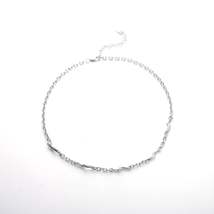 Collier chaîne argenté minimaliste avec maillons texturés éclair pour hommes et femmes