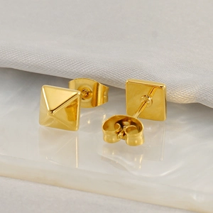 18K gold plated titanium steel pyramid stud earrings with minimalist square rivet design