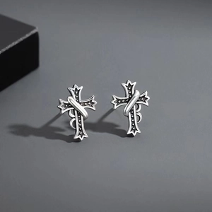 925 silver cross stud earrings for men with vintage gothic texture and stylish finish
