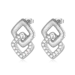 Interlocking square 18K silver earrings with rope texture and inlaid pearls on white background