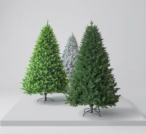Dettaglio rami dell'albero di Natale in PE di alta qualità con base in metallo