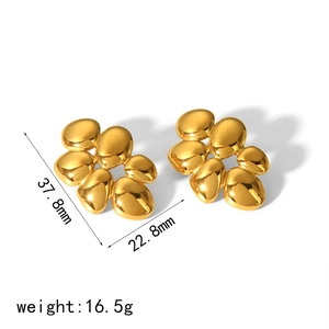 French vintage gold hollow drop teardrop earrings with irregular geometric flower design