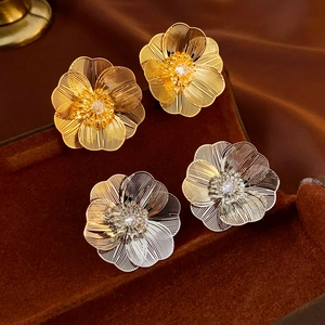 Vintage Flower Copper Stud Earrings With Silver Earring Post Zircon Inlaid Hollow Petal Elegant Jewelry For Women