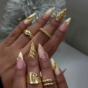 French Press On Nails Gold Foil Relief Irregular Lines Faux Artificial Pearl Long Almond Stiletto Shape Fashion For Women
