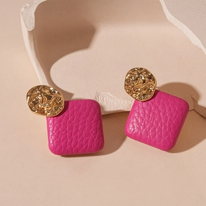 Chic gold hammered metal and fuchsia leather square drop earrings for a stylish look