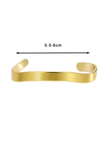 Detail view of gold-plated brass cuff bracelet showing the 5.5-6cm adjustable opening