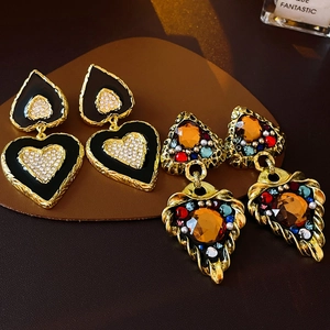 Vintage Herz Dreieck Ohrhänger Mit Silbernem Ohrstecker Legierung Strass Emaille Schmuck Für Damen