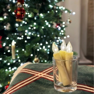 Remote controlled LED simulation candles with tree clips for Christmas festive decor