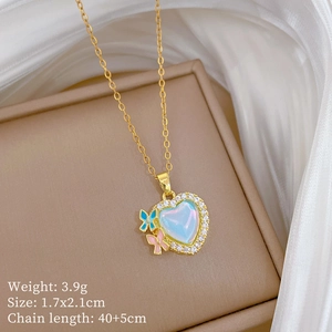 Detailed specs for a gold heart necklace with crystals and butterfly charms, weight 3.9g