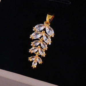 Elegant gold snake chain necklace with wheat-shaped white zircon leaf pendant charm