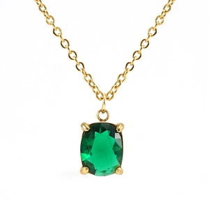 Collier en acier inoxydable plaqué or 18 carats avec pendentif zircon vert ovale