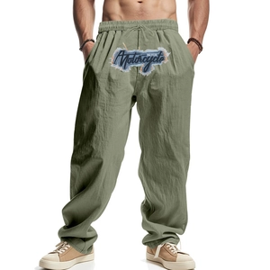 Herren Leinenhose in Salbeigrün mit Vintage Motorcycle Stickerei und lockerer Passform