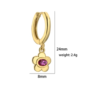 Detail view of 24mm gold flower hoop earrings with dimensions and 2.4g weight specification