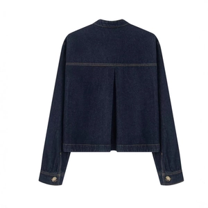 Veste en jean courte bleu foncé pour femme avec des coutures jaunes contrastées élégantes