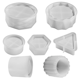 Set van diverse geometrische siliconen mallen met streep- en ruitpatronen voor DIY-crafts