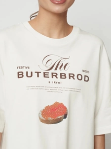 Λευκό βαμβακερό γυναικείο t-shirt με κοντά μανίκια και στάμπα σάντουιτς The BUTERBROD
