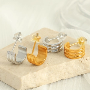 Boucles D'Oreilles Créoles En Forme De C En Acier Inoxydable Texture Nervurée À Trois Couches Bijoux Géométriques