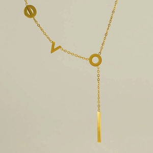 Collier en acier inoxydable plaqué or 18 carats avec lettres LOVE et pendentif barre fine