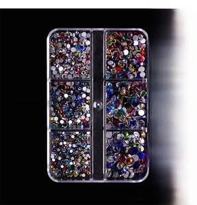 6-grid nail art rhinestones set with mixed AB crystals in clear organizer box