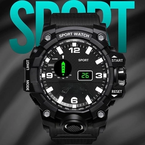 Montre de sport numérique d'extérieur avec bracelet en silicone noir et affichage multiple